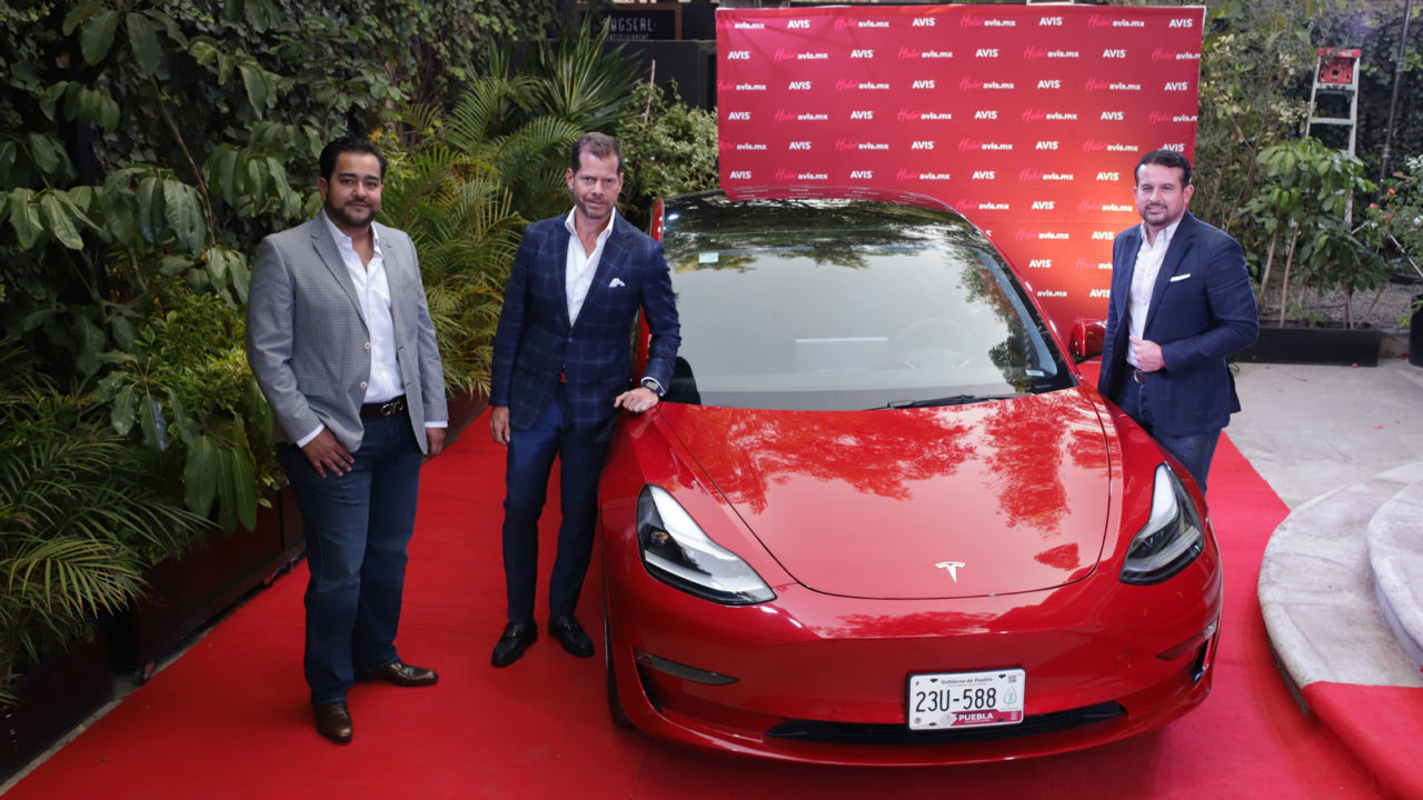 Julio Álvarez, Luis Miguel Navarrete y Eddy Breach en la presentación