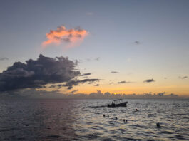 Amanecer en el Caribe Beliceño