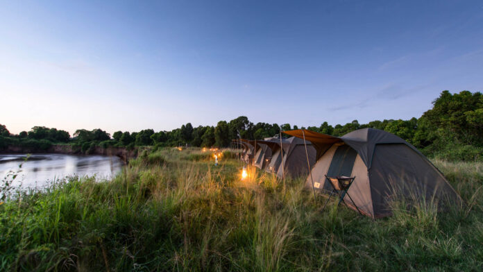 FLY CAMP. Acampada salvaje RATPANAT a orillas del río Mara