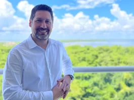 Alejandro Larrondo, director general del Hilton Cancun Mar Caribe