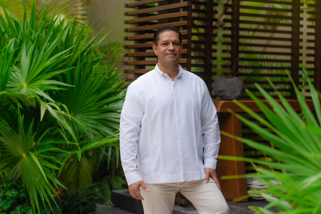 Ricardo Suárez, Director General de NIZUC Resort & Spa